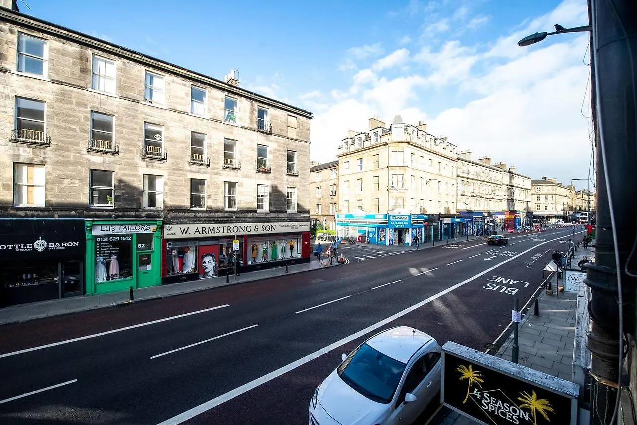 Spacious 4 Bedroom Apartment On The South Side Edinburgh